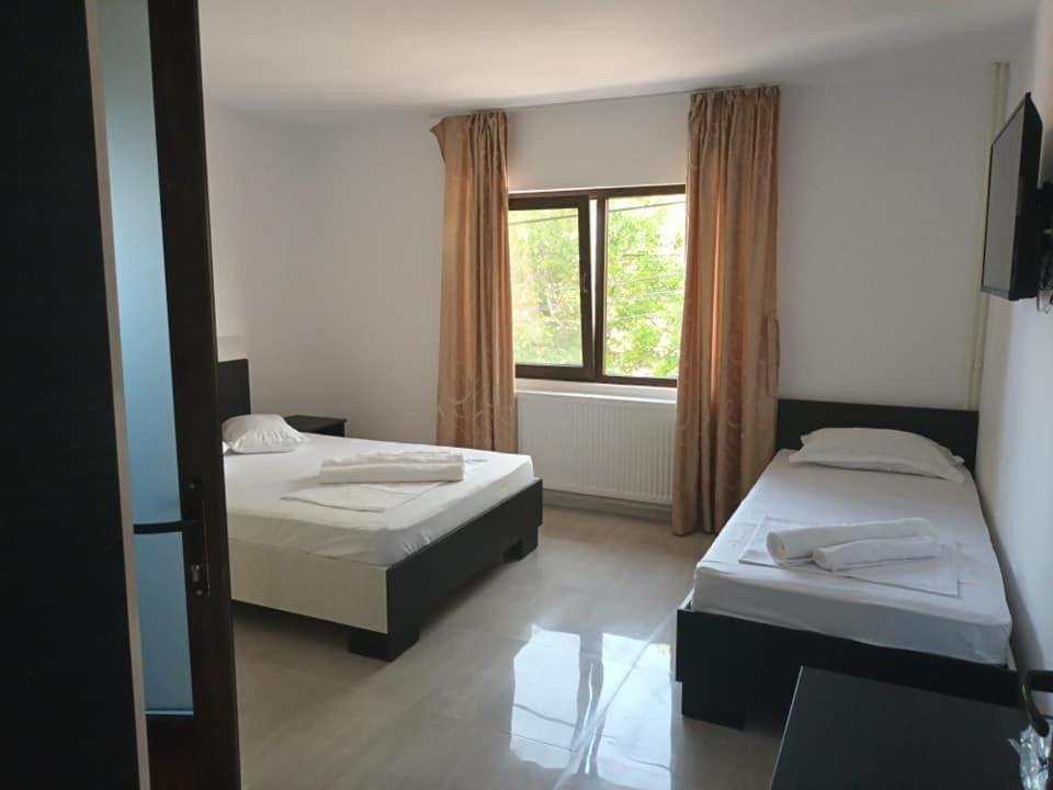 Vila Maranca Hotel Două Mai Kültér fotó